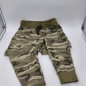 Avon Camo Jogger Sweatpants / Green Woodland Camouflage Lounge Pants, M/M (8-10)